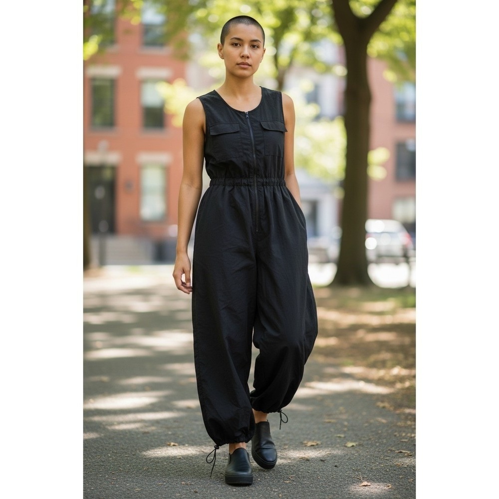 Madden‎ NYC Black Parachute Utility Jumpsuit Sleeveless Bungee Hem Womens Medium